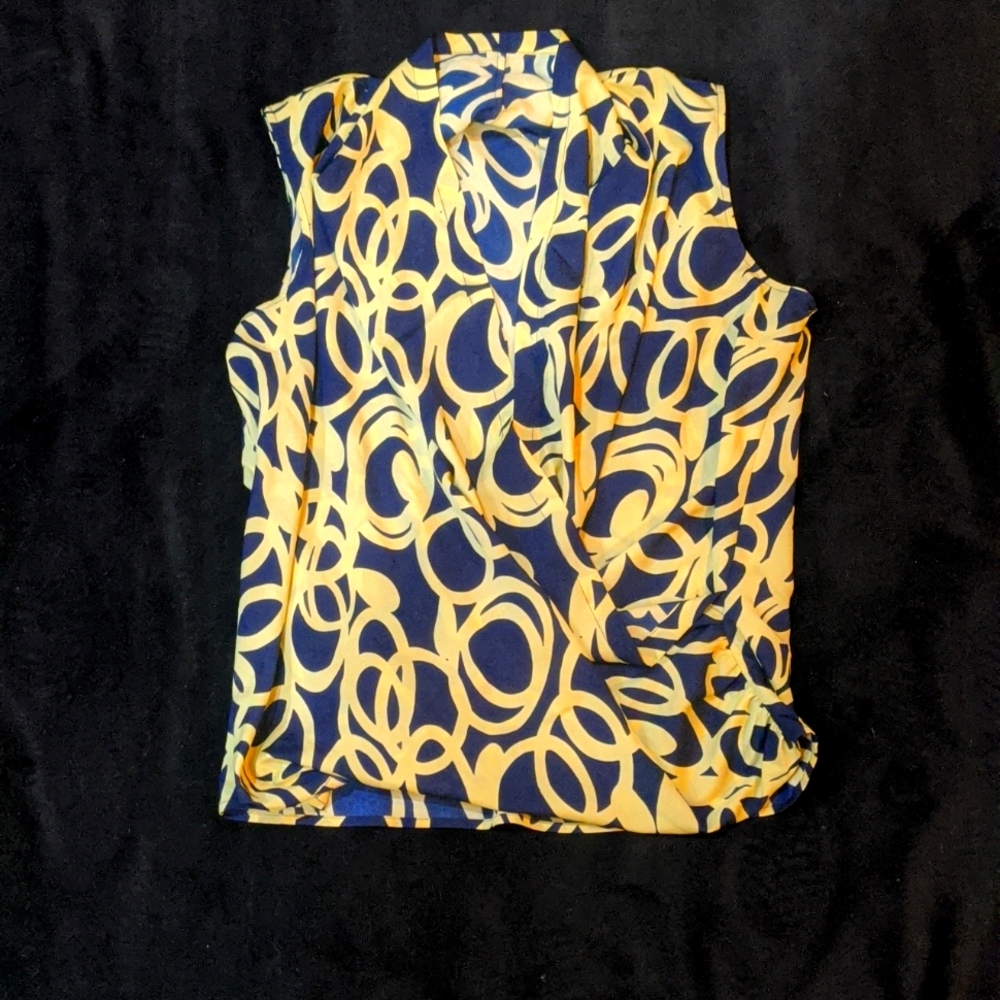 Essentials By Milano Printed Blouse